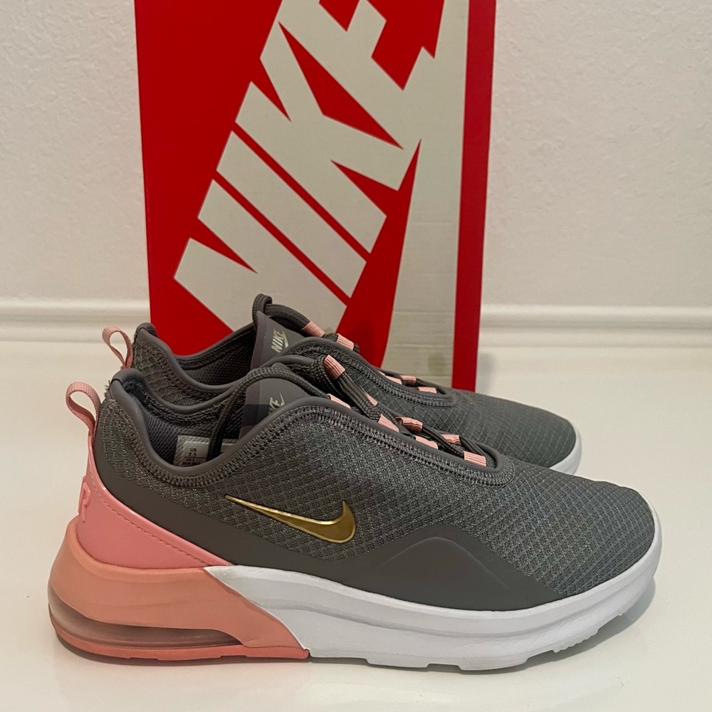 Nike Women's Air Max Motion 2 in Grey & Pale Pink